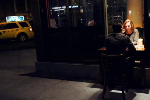 This desk for 2 Is Designed To assist metropolis Dwellers Meet Strangers