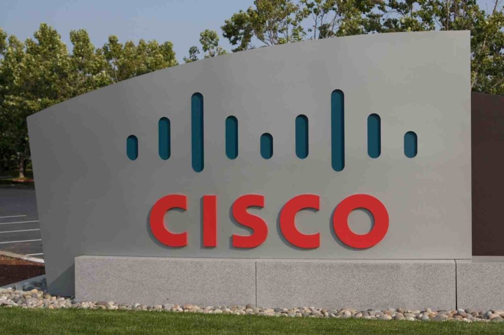 Cisco plans layoffs on pivot towards IoT and cloud