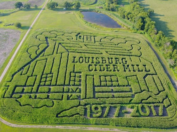 Inside The Surprisingly High-Tech World Of Corn Mazes | DeviceDaily.com