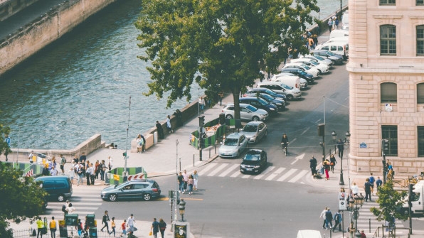 Paris Goes To Court To Protect Its Pedestrian Spaces | DeviceDaily.com