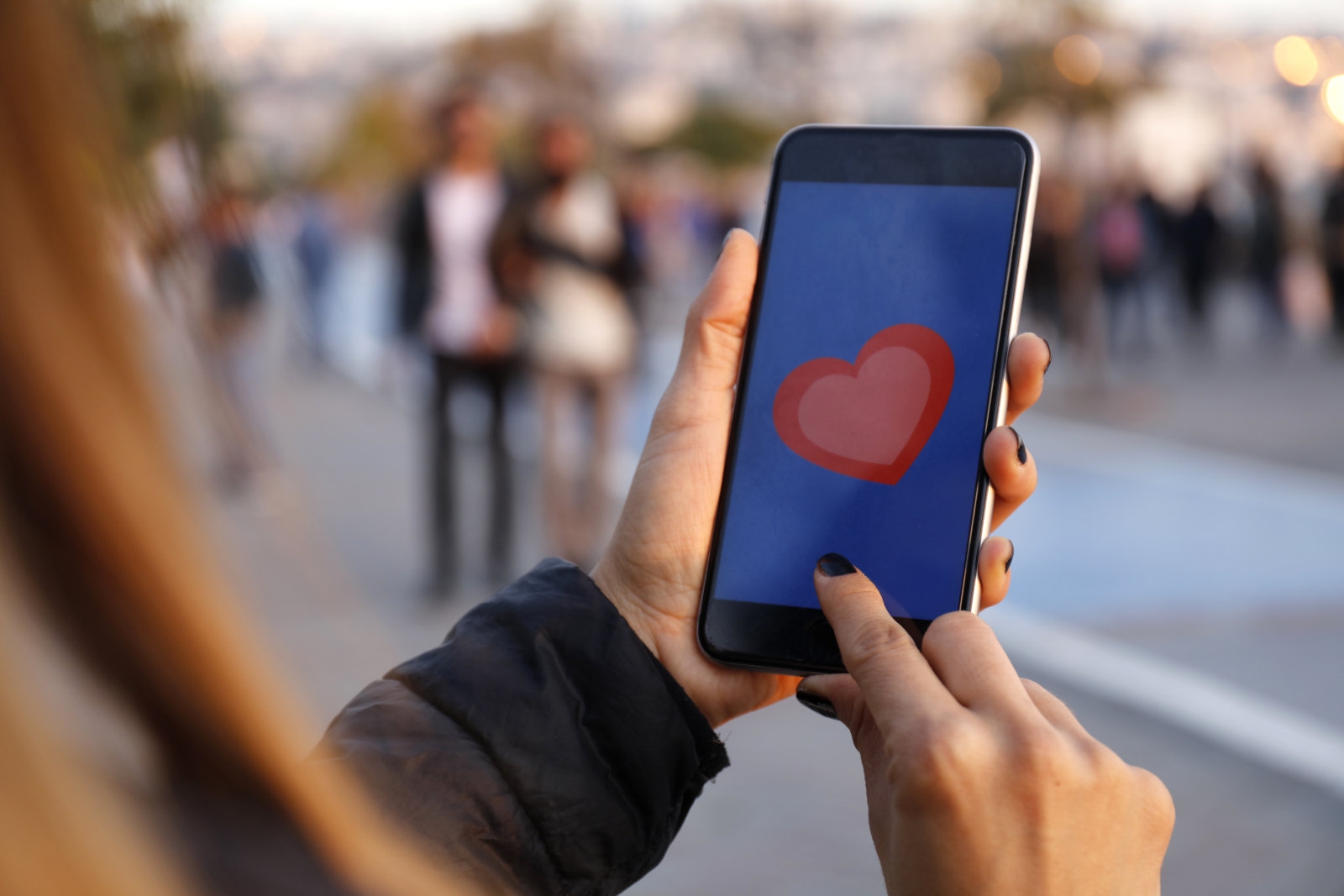 English dating. English dating apps. 6 Minute English built to fail? Mobile Phone. Facebook Launches dating service in Canada and Thailand.