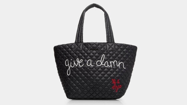 In the year of women’s rage, this “Give a Damn” tote bag is already selling out | DeviceDaily.com