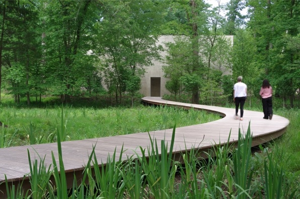 This massive Richard Serra sculpture has its own specially designed building | DeviceDaily.com