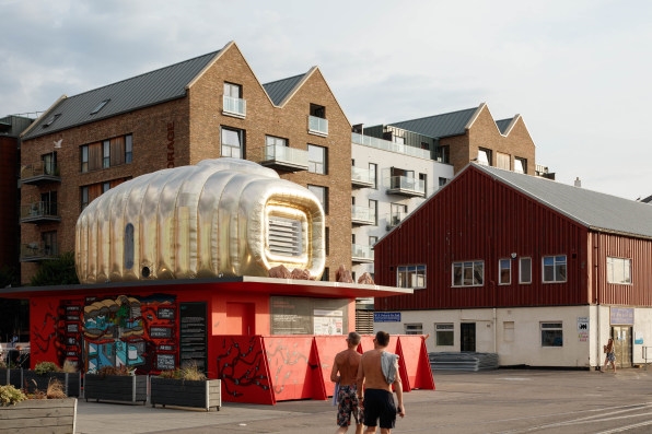 This house is designed for life on Mars (but it’s in England) | DeviceDaily.com