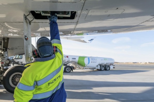 Is sustainable aviation fuel actually sustainable? | DeviceDaily.com