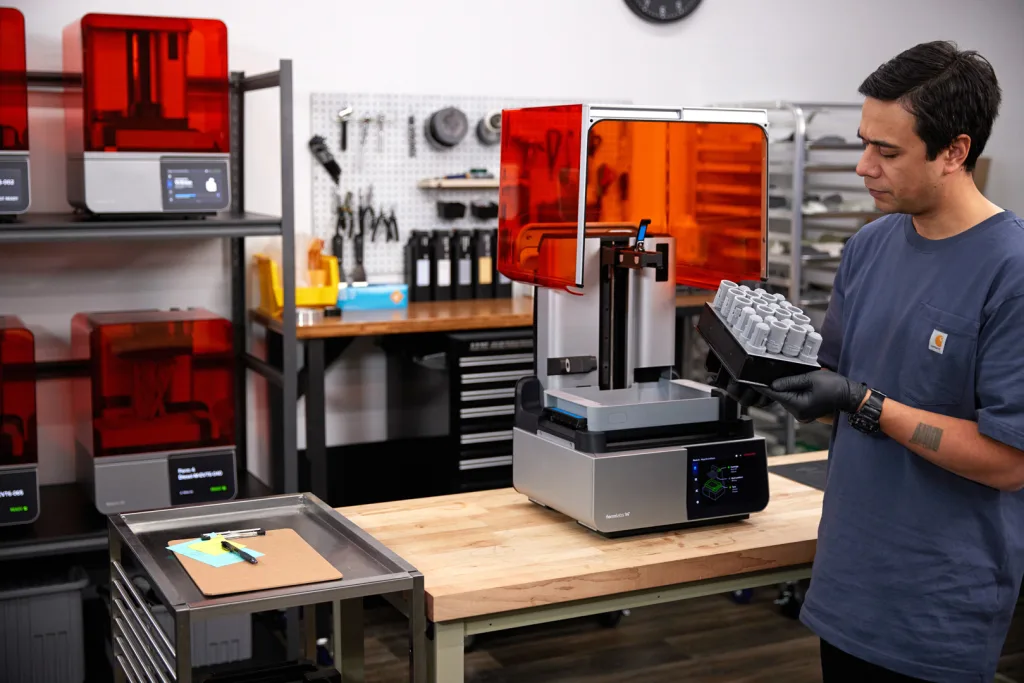 Formlabs’ redesigned 3D printer gets us one step closer to the Enterprise Replicator | DeviceDaily.com