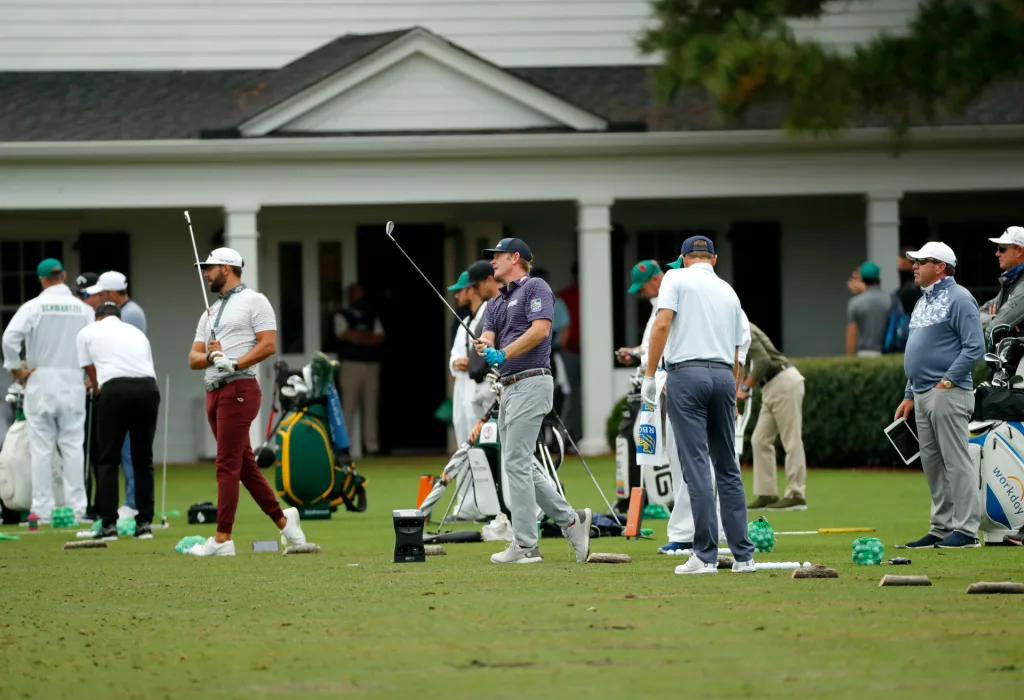 Inside the caddie shack at Augusta National | DeviceDaily.com