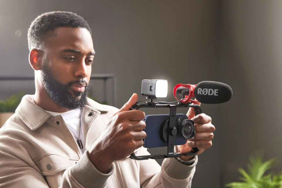 Rode's $90 MagSafe mount lets you attach pro lights and mics to your iPhone | DeviceDaily.com