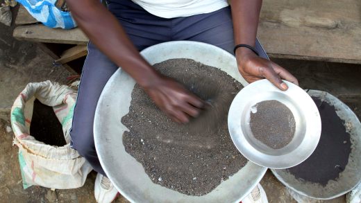 Congo questions Apple’s knowledge of ‘blood minerals’ in its supply chain