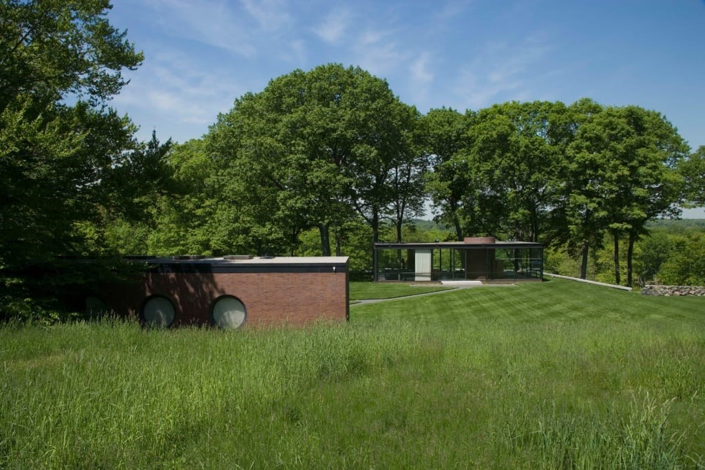 Philip Johnson’s iconic Brick House is open again after 15 years | DeviceDaily.com