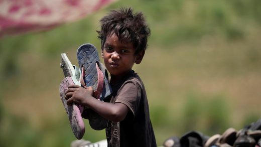 Extreme heat is threatening the livelihood of India’s garbage pickers