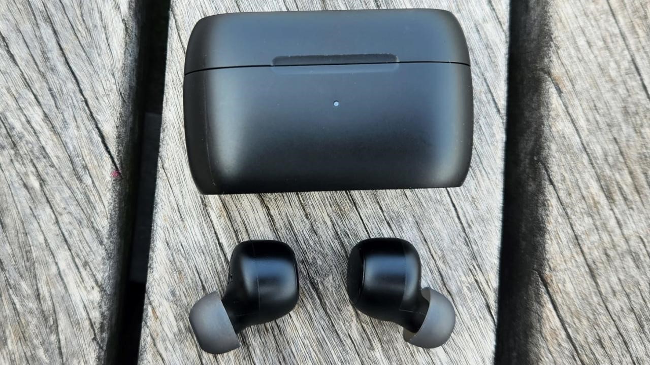 The best budget wireless earbuds for 2024 | DeviceDaily.com