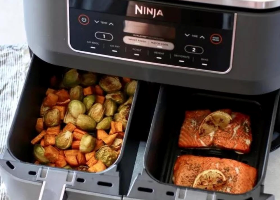 Ninja's DualZone air fryer is on sale for $150 right now | DeviceDaily.com