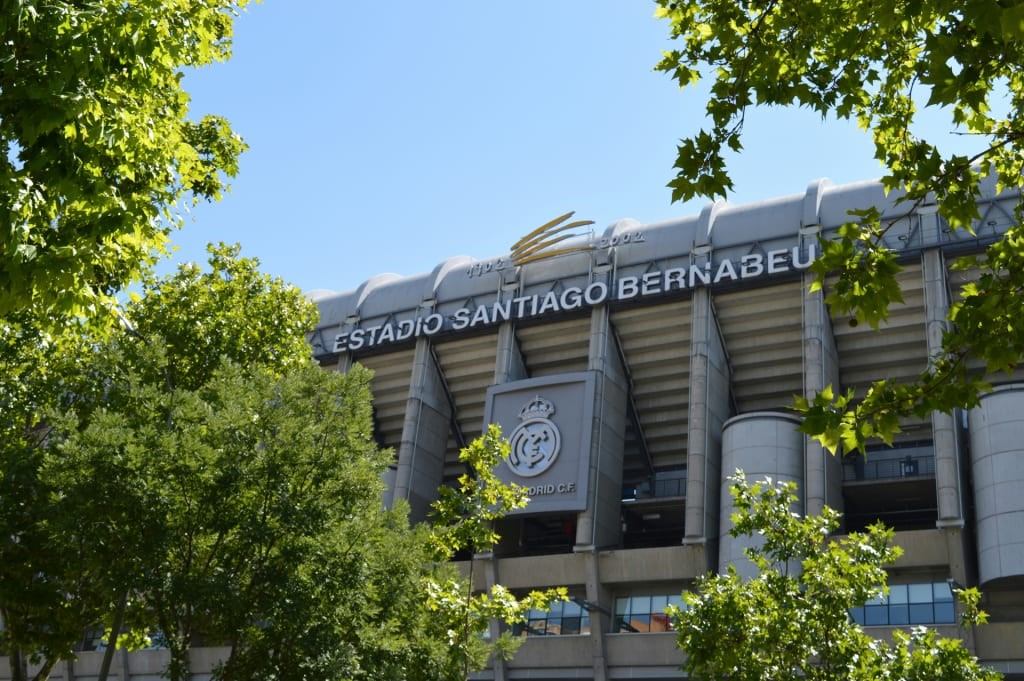 Real Madrid built the most advanced stadium in the world. Then Taylor Swift showed up | DeviceDaily.com