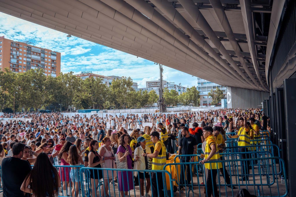 Real Madrid built the most advanced stadium in the world. Then Taylor Swift showed up | DeviceDaily.com