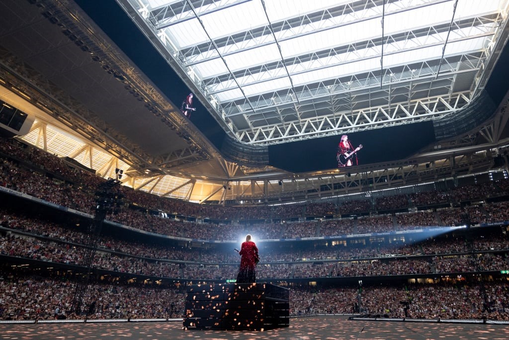 Real Madrid built the most advanced stadium in the world. Then Taylor Swift showed up | DeviceDaily.com