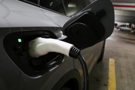 Canada follows the US by slapping a 100 percent tariff on Chinese EVs