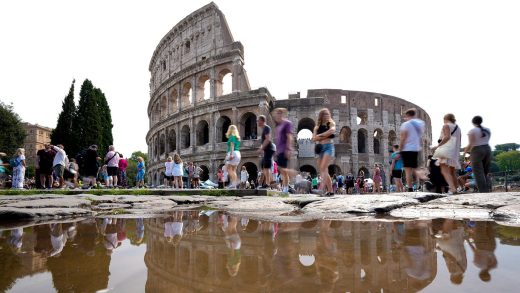 Airbnb and Colosseum partnership will offer visitors a gladiator experience