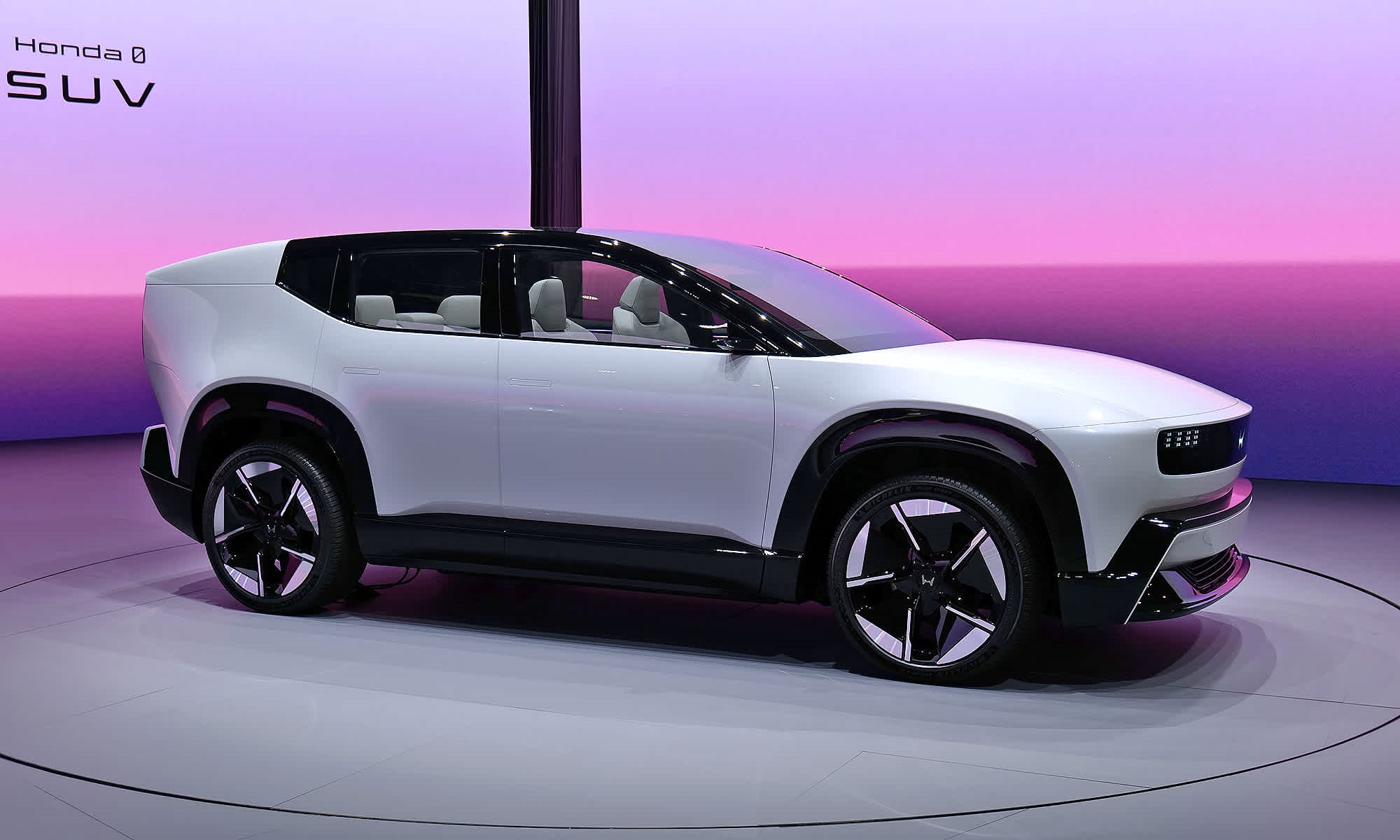 A closer look at the slick Honda 0 SUV and Saloon prototypes at CES 2025 | DeviceDaily.com