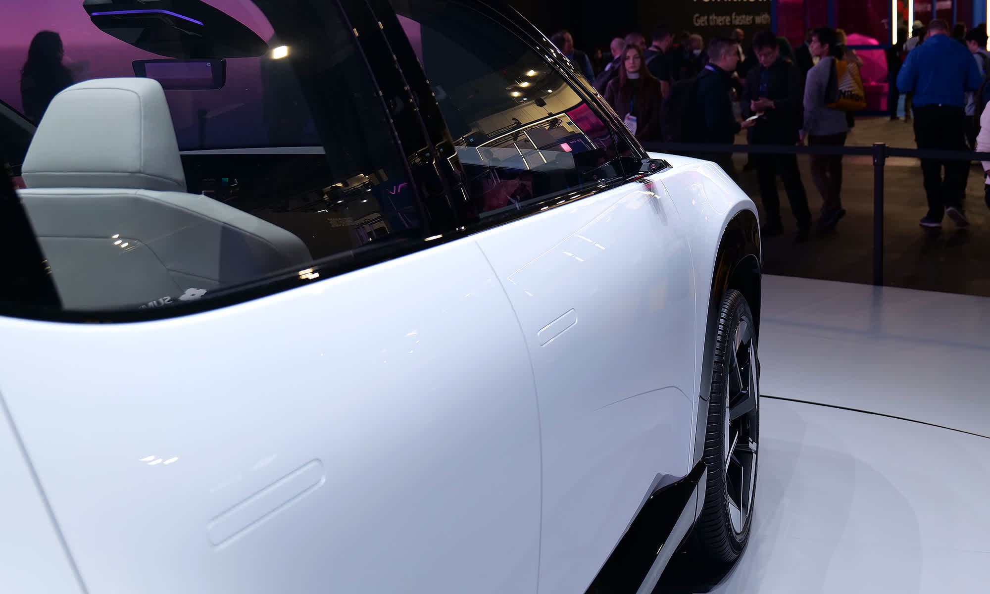 A closer look at the slick Honda 0 SUV and Saloon prototypes at CES 2025 | DeviceDaily.com