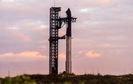 SpaceX’s Starship explodes during ascent in its seventh test flight